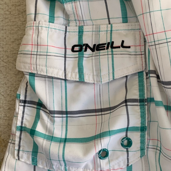 White O’Neill board shorts - Picture 4 of 4